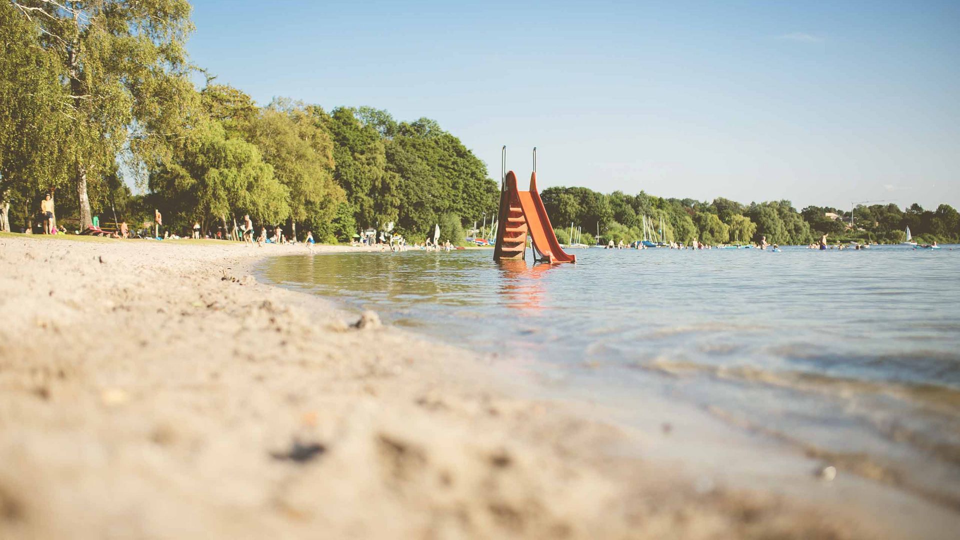 Bosauer Badestrand Blick auf Badestrand in Bosau